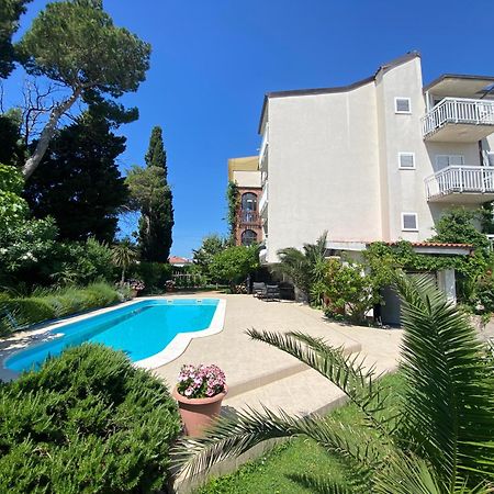 Villa Flora Kaštela Exterior foto