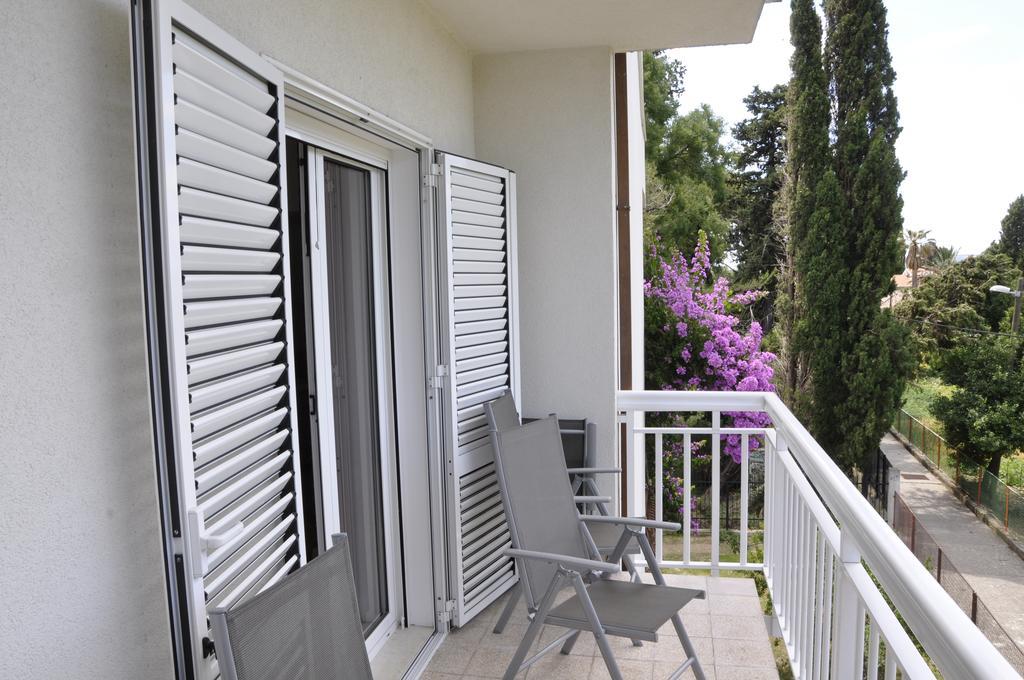 Villa Flora Kaštela Habitación foto